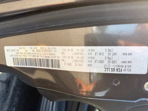 Used 2018 Dodge Grand Caravan SE FWD image 37