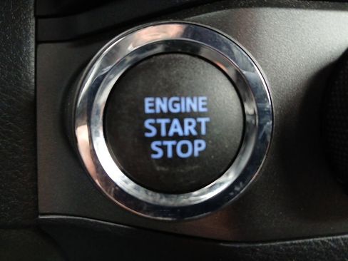 Certified 2022 Toyota Tacoma TRD Off-Road w/ Technology Package image 27