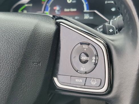 Used 2018 Honda Clarity Touring image 17