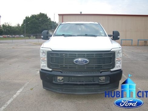 Used 2023 Ford F250 XL w/ FX4 Off-Road Package AWD/4WD image 8