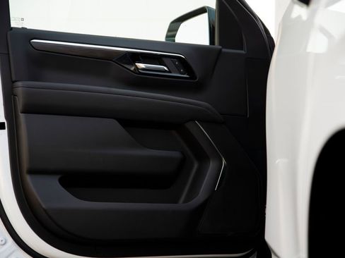 New 2026 Chevrolet Tahoe LS w/ LPO, Dark Essentials Package AWD/4WD image 9