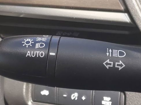 Used 2025 Nissan Altima 2.5 SV image 28