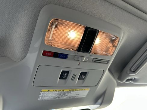 Used 2017 Subaru Forester 2.5i Premium image 26