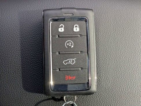 New 2026 Jeep Grand Cherokee Altitude RWD image 31