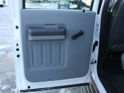 Used 2016 Ford F350 XL image 28