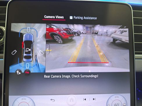 Used 2025 Mercedes-Benz Maybach S 580 4MATIC image 23