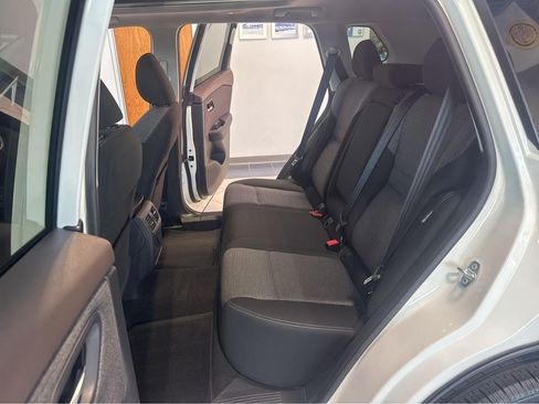 Used 2021 Nissan Rogue SV AWD/4WD image 30