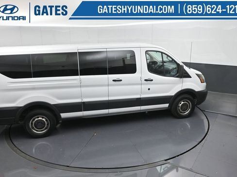 Used 2016 Ford Transit 350 XL image 40