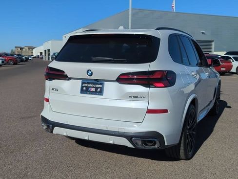 Used 2026 BMW X5 sDrive40i w/ M Sport Package RWD image 7