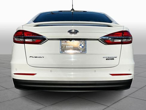 Used 2020 Ford Fusion Energi Titanium image 4