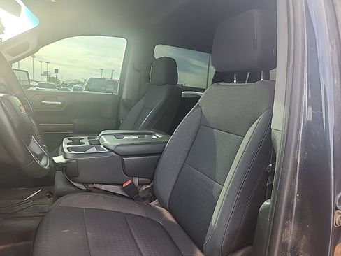 Used 2022 Chevrolet Silverado 1500 LT w/ Bed Protection Package image 9