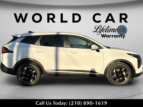 New 2026 Kia Sportage LX image 15