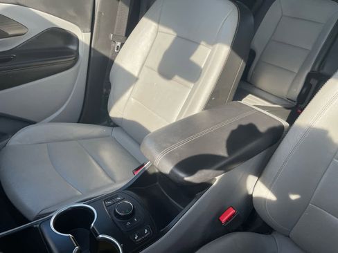 Used 2018 GMC Terrain SLT w/ Preferred Package image 28