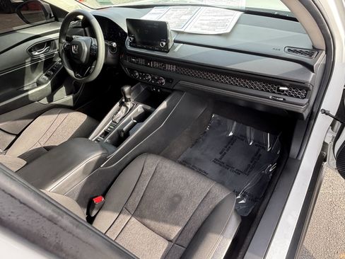 Used 2024 Honda Accord EX image 8