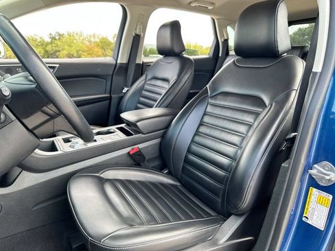 Used 2024 Ford Edge SEL AWD/4WD image 11