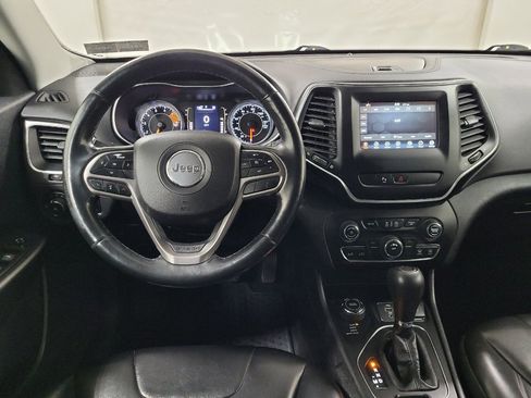 Used 2019 Jeep Cherokee Latitude Plus w/ Cold Weather Group image 22