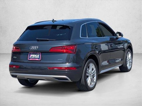 Used 2019 Audi Q5 2.0T Premium Plus w/ Premium Plus Package AWD/4WD image 5