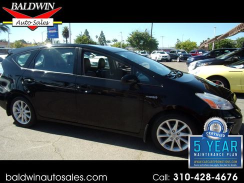 Used 2012 Toyota Prius V Five image 1