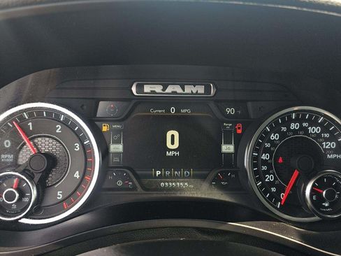 Used 2024 RAM 2500 Laramie AWD/4WD image 6