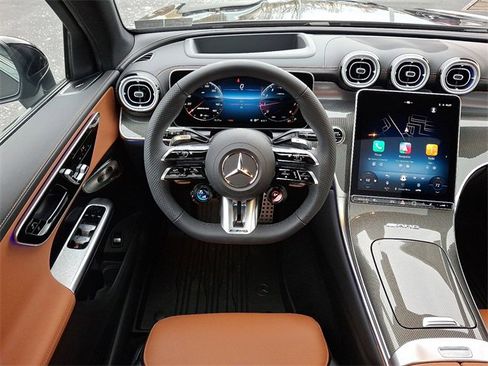 Used 2026 Mercedes-Benz GLC 43 AMG 4MATIC image 8