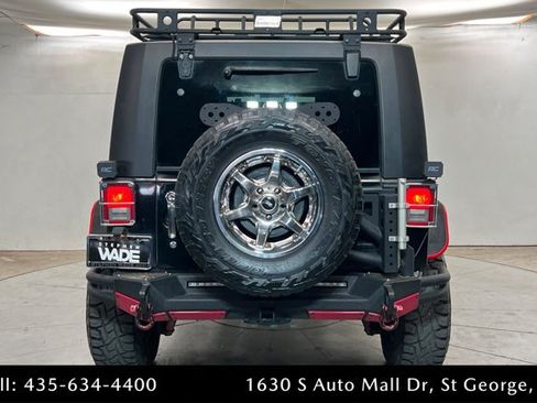 Used 2008 Jeep Wrangler Unlimited Rubicon w/ Dual Top Group AWD/4WD image 4
