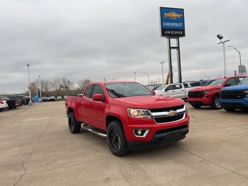 Used 2018 Chevrolet Colorado W/T w/ WT Convenience Package image 6