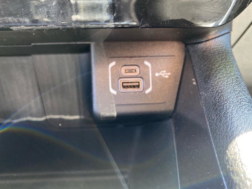 Used 2023 Jeep Compass Latitude AWD/4WD image 13