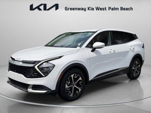 Used 2023 Kia Sportage EX FWD image 3