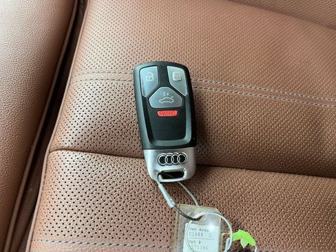 Used 2025 Audi Q5 Prestige AWD/4WD image 22
