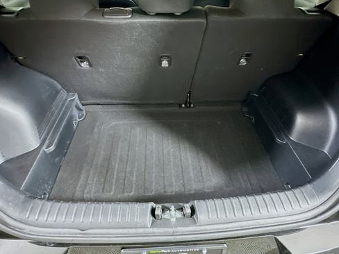 Used 2025 Kia Soul LX w/ LX Technology Package image 27