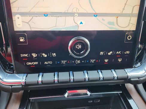 New 2026 GMC Yukon Denali w/ Sun & Power Step Package image 16