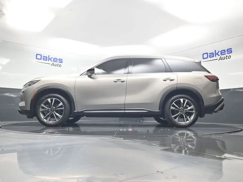 Used 2025 INFINITI QX60 Luxe FWD image 44
