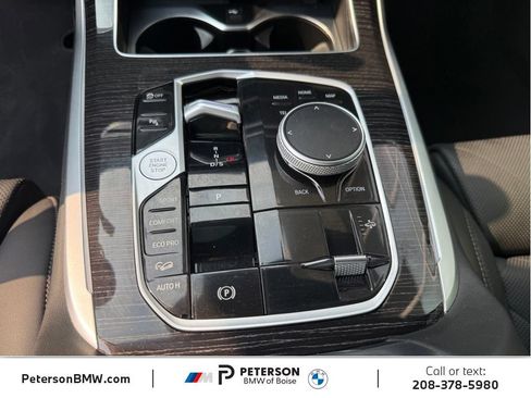 Used 2025 BMW X7 xDrive40i w/ M Sport Package AWD/4WD image 30