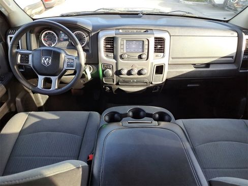 Used 2024 RAM 1500 Classic SLT image 10