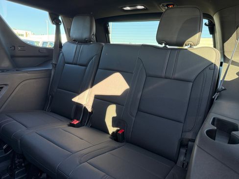 Used 2024 Chevrolet Tahoe RST w/ Luxury Package image 21