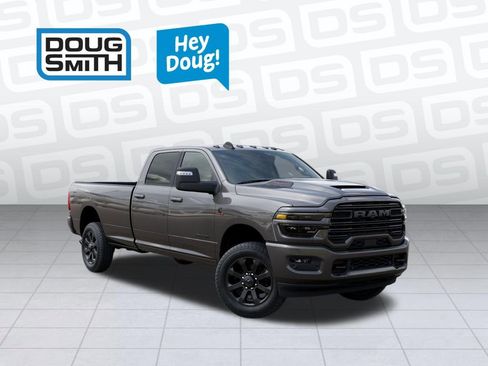 New 2026 RAM 3500 Laramie AWD/4WD image 6