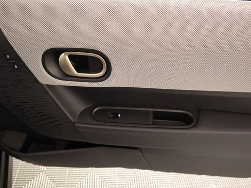 New 2025 MINI Cooper 2-Door Hardtop image 16