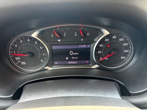Used 2023 GMC Terrain SLT AWD/4WD image 22
