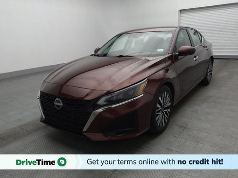 Used 2023 Nissan Altima 2.5 SV image 1