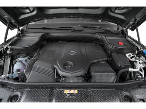 Used 2023 Mercedes-Benz GLS 450 4MATIC image 12