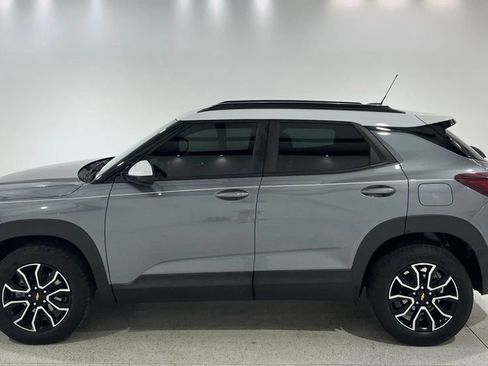 Used 2021 Chevrolet TrailBlazer ACTIV w/ Driver Confidence Package AWD/4WD image 2