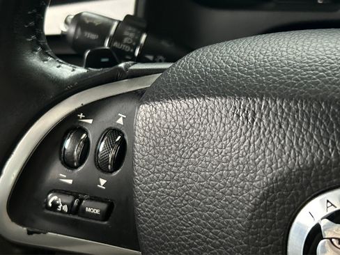 Used 2013 Jaguar XF 3.0 image 21