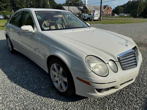 Used 2007 Mercedes-Benz E 350 Sedan image 7