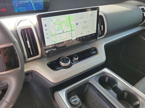 New 2025 Ford Expedition Max Active RWD image 13