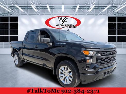 Used 2024 Chevrolet Silverado 1500 Custom AWD/4WD image 1