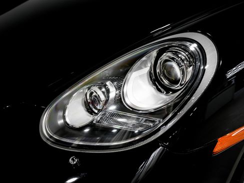 Used 2012 Porsche Cayman image 27