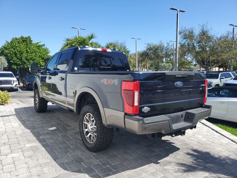 Used 2022 Ford F250 King Ranch w/ King Ranch Ultimate Package image 3