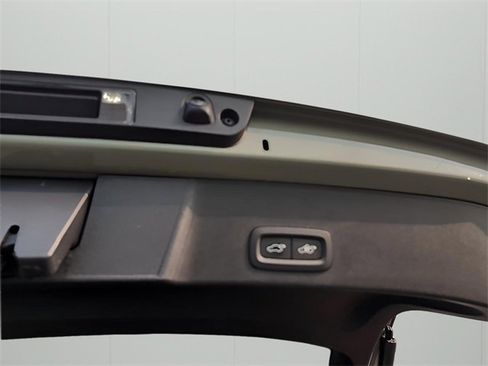 Used 2023 Volvo XC40 Recharge Ultimate w/ Protection Package Premier image 39
