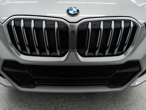 Used 2025 BMW X1 xDrive28i w/ M Sport Line w/ M Sport Package image 39
