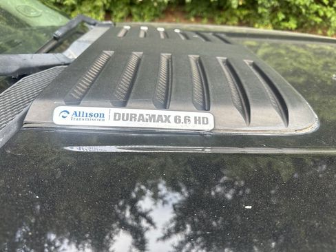 Used 2012 GMC Sierra 2500 Denali w/ Suspension Package, Off-Road image 6